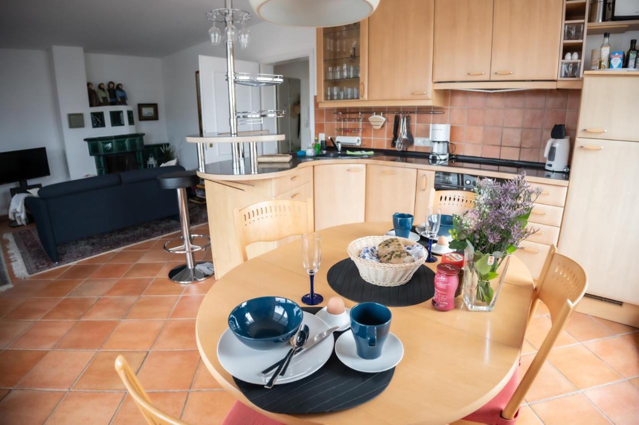 Villa Duene Mit Grosser Sonnenterrasse, Kamin, Wlan Und Tiefgarage Fuer 2-4 Personen Kuehlungsborn Exterior photo